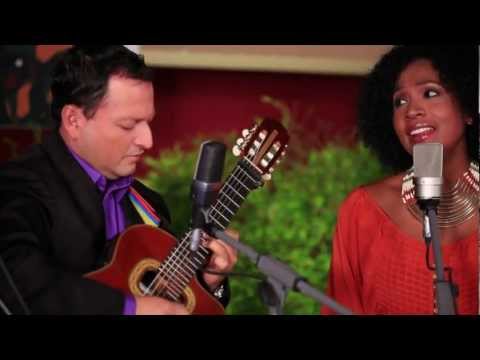 Alma en los labios - Karla Kanora y El Trío Pambil (EXPRESARTE música)