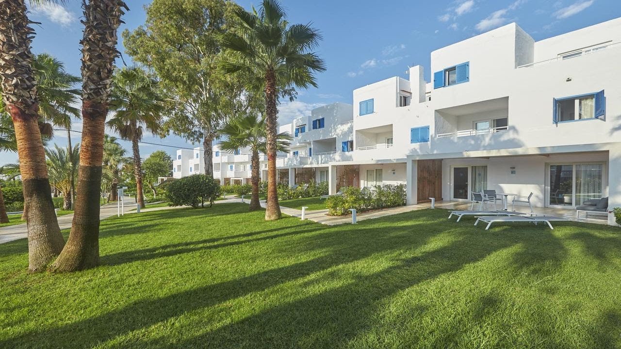 Video: 4* Cala Llenya Resort Ibiza