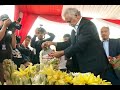 Xanana Gusmao Ajak Mahasiswa Timor Leste Ziarah ke Makam BJ Habibie Xanana Gusmao Ajak Mahasiswa Timor Leste Ziarah ke Makam BJ Habibie