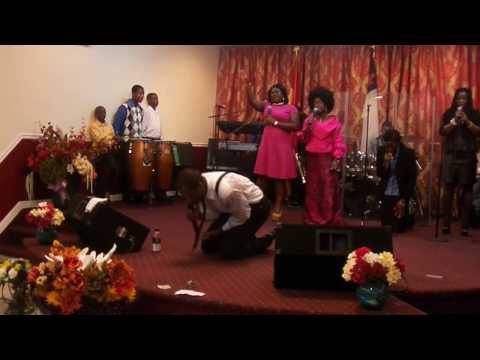 Worship With Christian Gyamfi (Worship In His Presence)