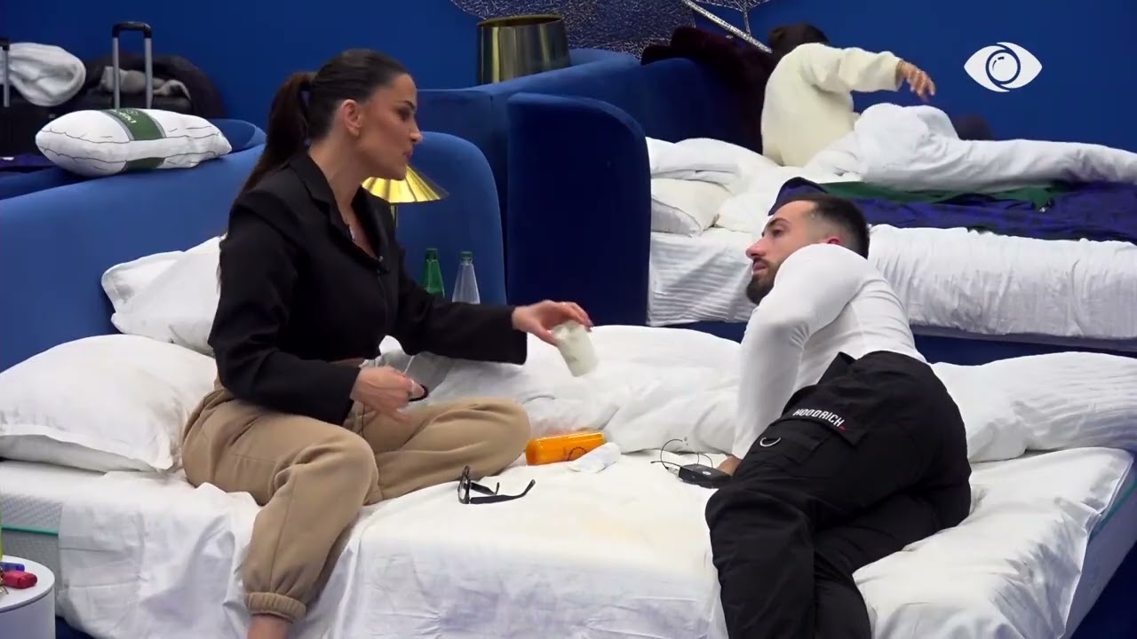 “Fama nuk më ka ndryshuar”/ Rozana bisedon me Jozin: Mos e vazhdo më…