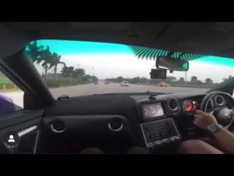 This is godzilla gtr35 nissan gtr r35