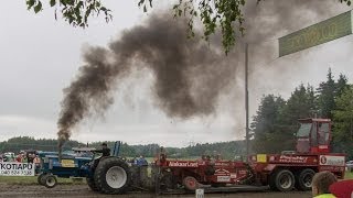 preview picture of video 'Piikkiön Tractor Pulling 7.6.2014'