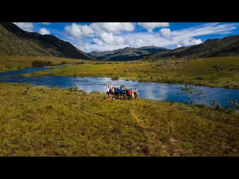 Cachoeira LAGOUA DOURADA: Um Paraíso Escondido em Minas Gerais! - Dji Mini 2 / 4K