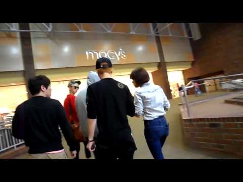 [FANCAM] 130426 ZE:A's Hyungsik, Minwoo and Kevin at Sheraton KMF'13