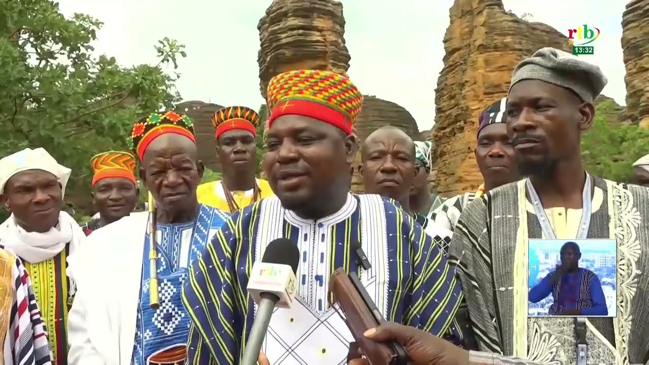 Des Chefs coutumiers de Bobo-Dioulasso et Banfora à la découverte des hauts lieux du Burkina Faso