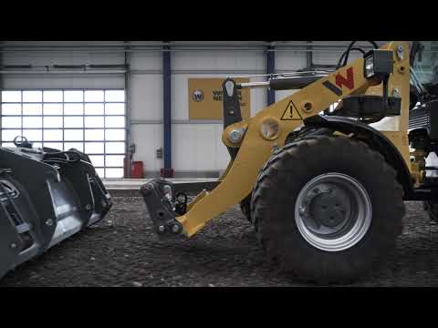 Chargeuse sur pneus WL44 - robuste, économique et performante avec visibilité accrue et hydraulique puissante_4
