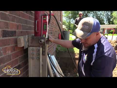 Foundation Settlement & How to Fix It Evansville, IN