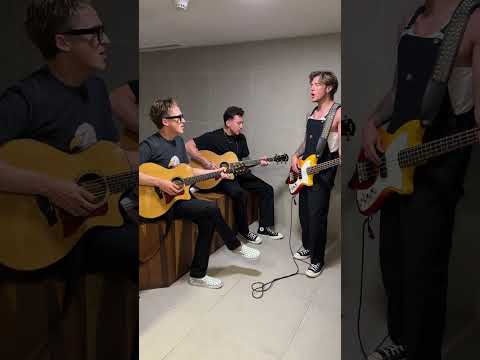 She Left Me - McFly
