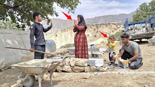 Afsaneh is happy with the beautiful location and the house that Ghodrat built with Mohammad's help🏡🙏
