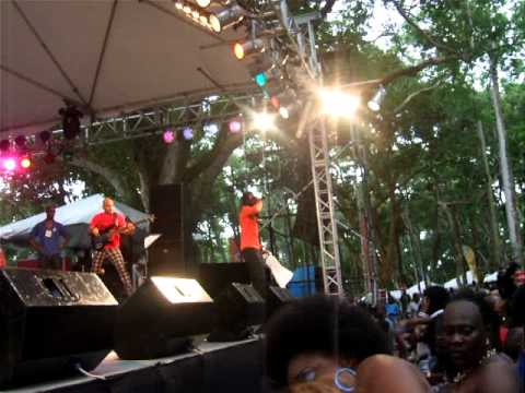 Skinny Fabulous - Charge Up