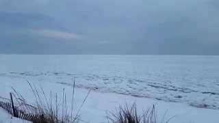 preview picture of video 'Frozen Cape Cod Bay'