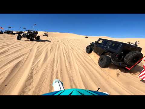 Wrangler JK climbing Oldsmobile Hill at Glamis