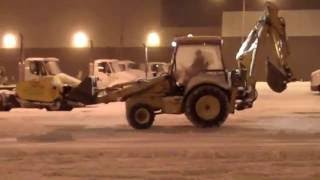 preview picture of video 'Warren, MI - Snow Plowing, Snow Removal, and Ice Control'