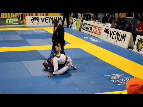 Flying Triangle in my fight at IBJJF Worlds 2015!