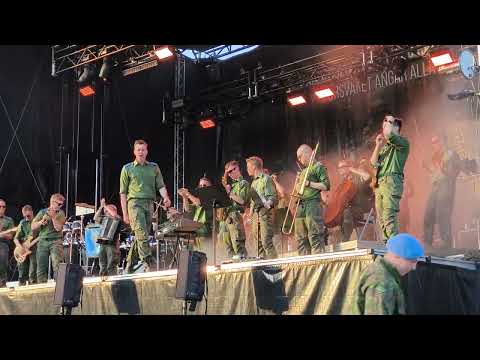 Varusmiessoittokunnan Show Band - Let Me Entertain You. MILjazz 2024, Tampere, 6.6.2024