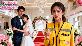 Ela abandonou sua fortuna por ele, mas ele se casou com outra; ela partiu, e ele se arrependeu.