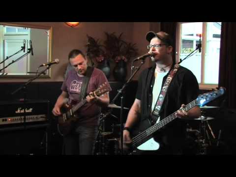 LIVE@IDEAAL.ORG - The Grit (15-06-2011)