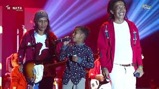 Download lagu New Monata Cak Sodiq feat. Yahya Aditya - Ojo Di Bandingke Live Desa Ngembal Kecamatan Wajak mp3 Download lagu New Monata Cak Sodiq feat. Yahya Aditya - Ojo Di Bandingke Live Desa Ngembal Kecamatan Wajak mp3