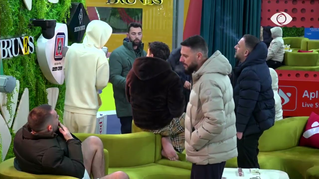“Unë jam Kristi, kush je ti?”/ Banori debaton me Stinen: Shko dhe fli…