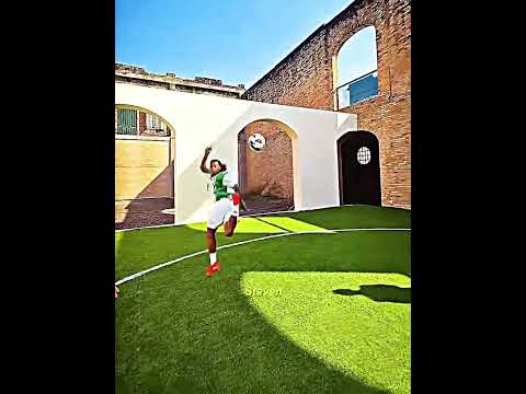 When Brazilians Meet ⚽💀