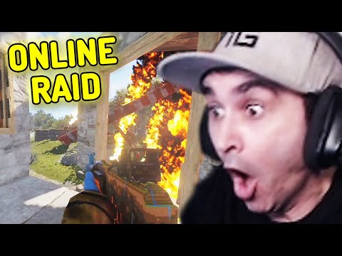 Summit1g fights off online raid by a stacked crew with A1den, Cheese & Train - Rust