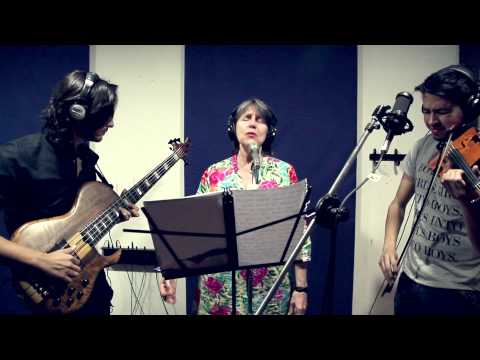 Venme a Buscar / Cecilia Todd, Andres Rotmistrovsky, Manu Sija