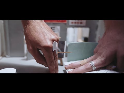 Shattered Thoughts - Concrete Surfers (Official Video)