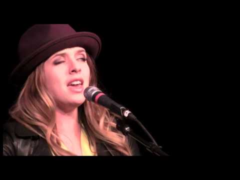 ZZ Ward - Til The Casket Drops