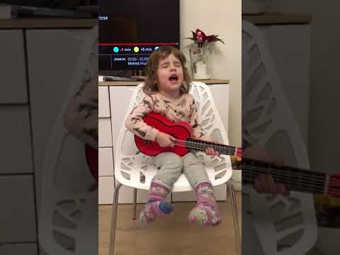 Cassandra- Kaugel külas