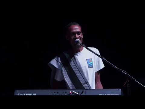 Badi Star Ft Kwa Ishara Band - Kukupenda Sitochoka taarab live performance