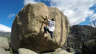 Video thumbnail of Mecánica Celeste, 7C+ (sit). La Pedriza