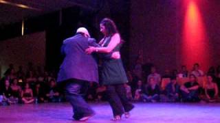 aoniken quiroga y carla marano 1 en Practica X, 22 de diciembre 2009  aoniken quiroga y carla marano