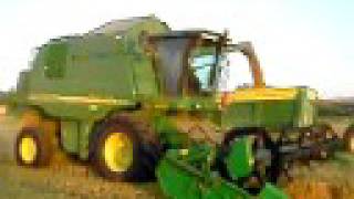 preview picture of video 'John Deere 9540i WTS Harvest 2008 (Moisson 2008 orge de printemps)'