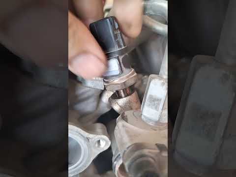 How to open fuel pressure regulator sensor #shortvideo