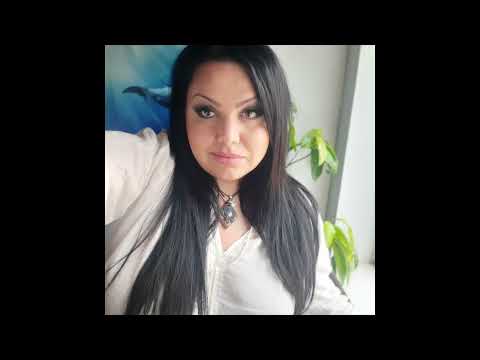 Don't dream it's over - SAMOAN - ENGLISH cover by Betty Fodor