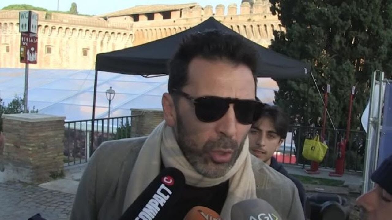 Buffon: Offerta per Juve da proprietà straniera? "Tifosi siano fieri della storia della società"