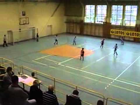 UKS Zagle vs W. Krakow.flv