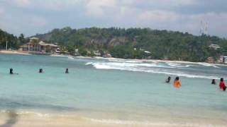 preview picture of video 'Unawatuna Beach Strand am Westende Sri Lanka'