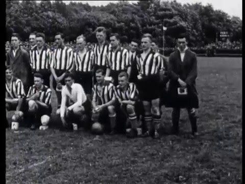 Voetbalwedstrijd PSV - Velocitas