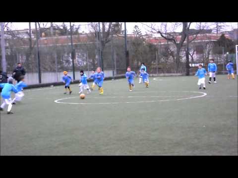 I piccolini 2004-2005 della SC Free Time in azione