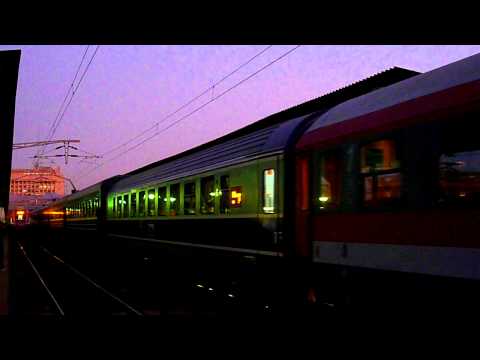 Locomotiva 40-0794-4 parasind Bucuresti Nord cu R 402