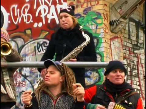 Revolte Springen - Berlin 2070