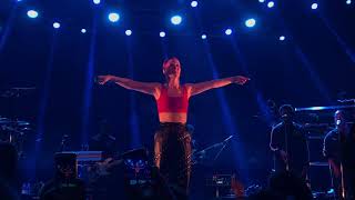 Jess Glynne @Madrid 01/03 11- So real, Rather Be, All I Am