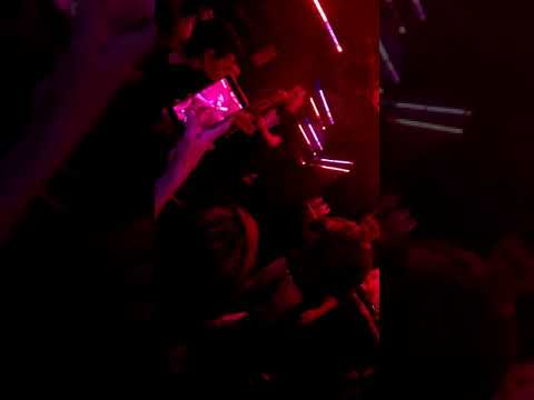 CUANDO NO PUEDO DORMIR — KALOS Y CHUSTERFIELD — SALA REPUBLIK