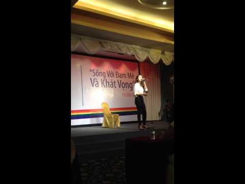 Thể hiện bởi Hương Giang Idol