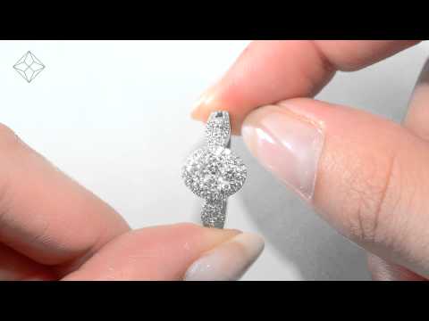 FT74 - Gorgeous 1.08ct Diamond and 18K White Gold Cluster Ring