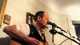 Barney Bentall - Doing Fine       Live and acoustic Victoria House concert B