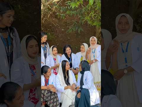 First year wrapped up!! #ayishashafrin  #collegemates