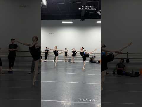 ICONIC DUO 🫡🩰 #ballet #ballerinas #shorts